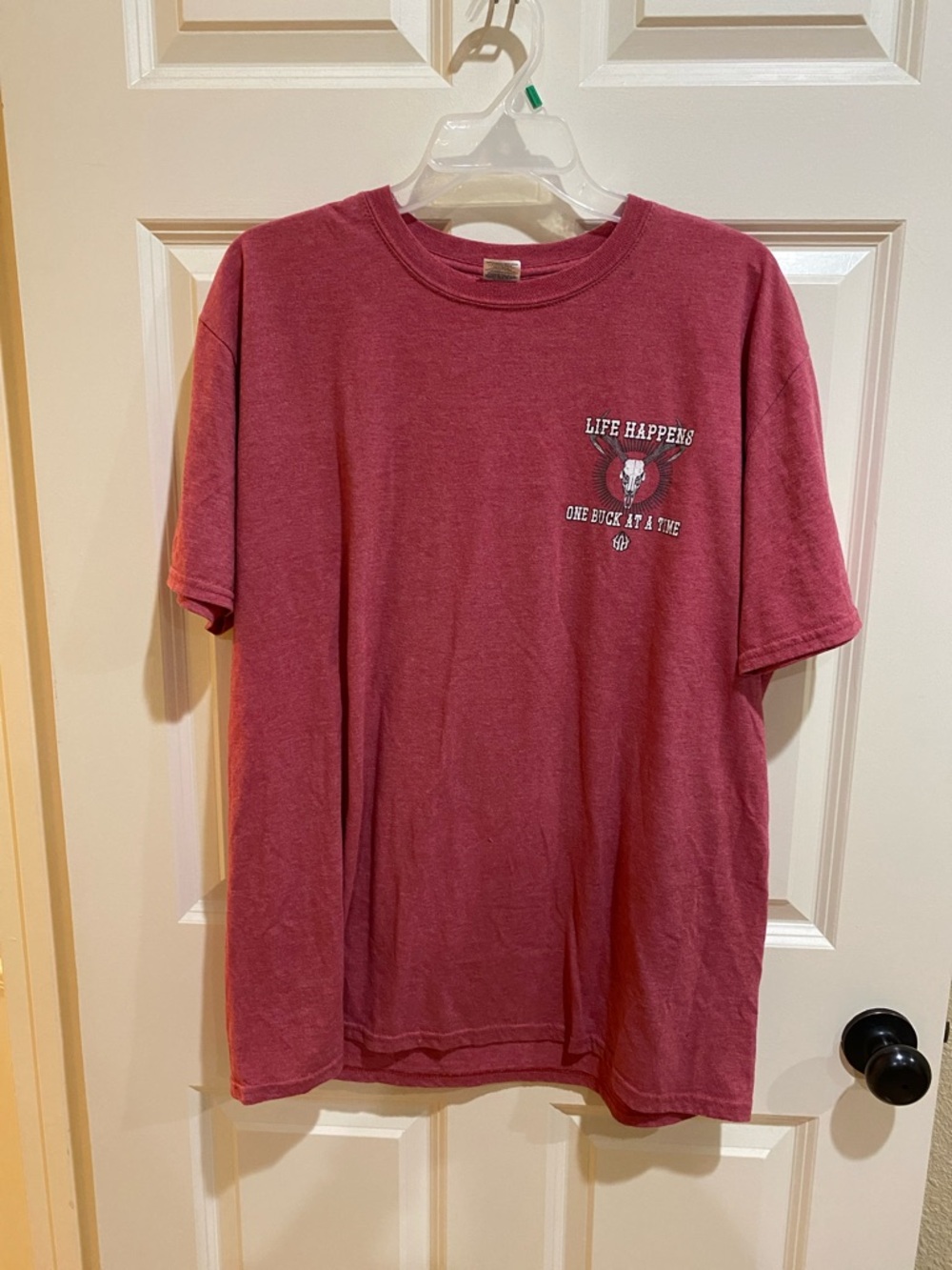 Gildan Dusty Rose Short Sleeve Tee with Small Chest Skull Graphic